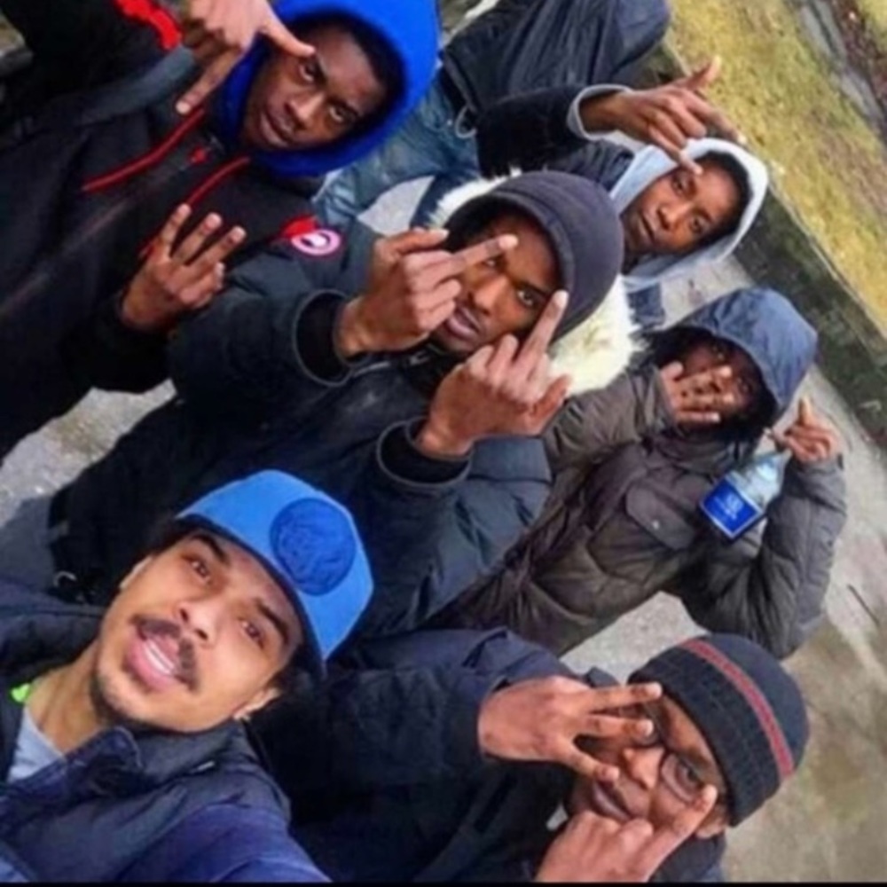 Meet your Posher, Anyang